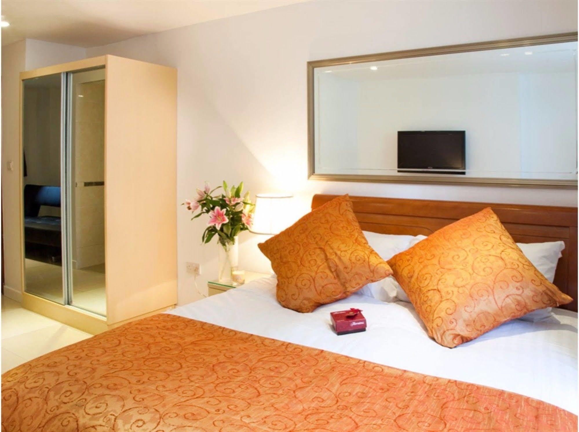 City Inn Russell Square Лондон Экстерьер фото