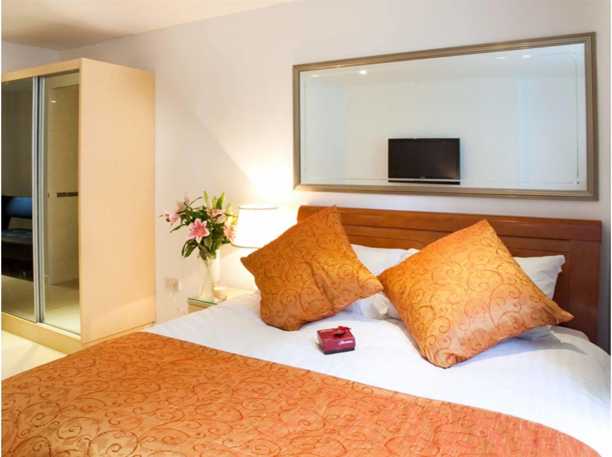 City Inn Russell Square Лондон Экстерьер фото